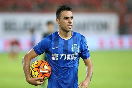 扎哈维领衔富力首发